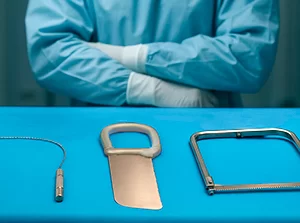 Всё о хирургических пилах: назначение, разновидности и советы для клиник